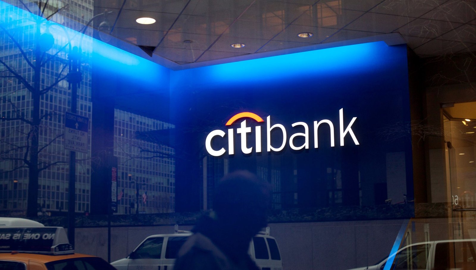 Citibank SWOT analysis