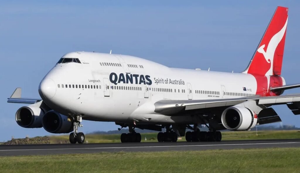 SWOT analysis of Qantas Airlines