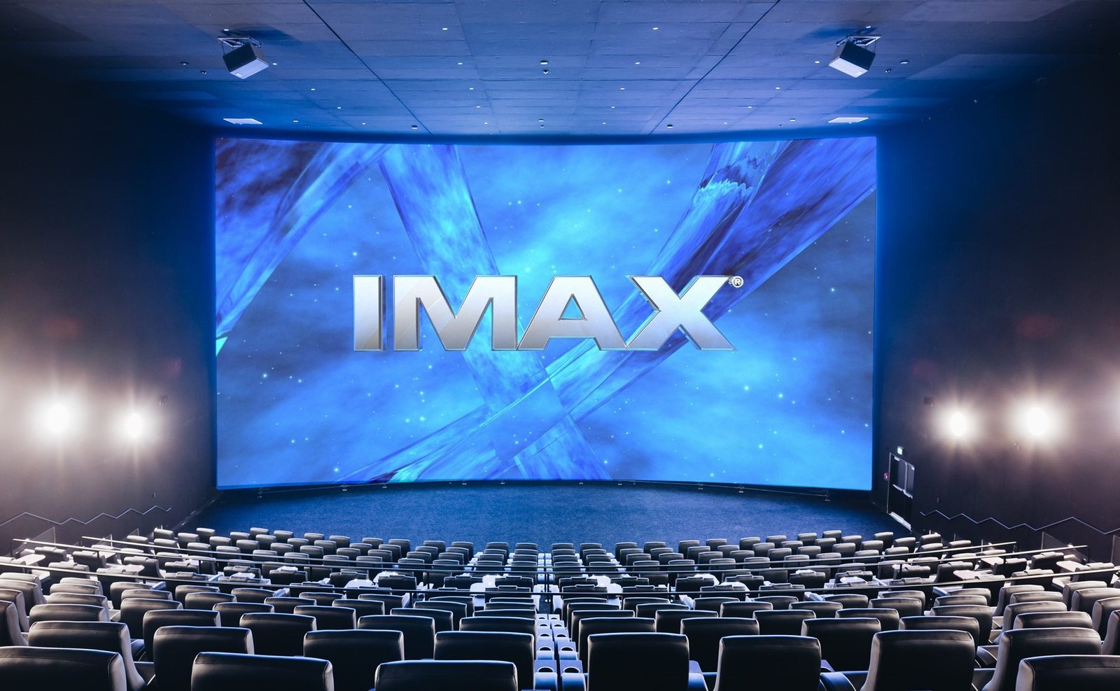 IMAX Marketing Mix