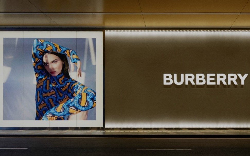Burberry Marketing Mix